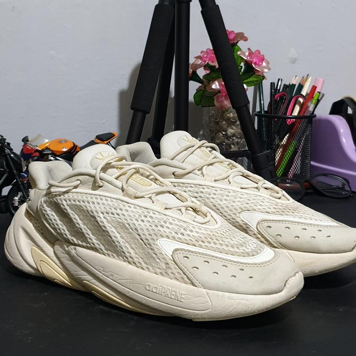 adidas ozelia original