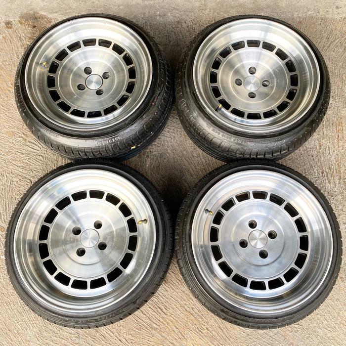 Rotiform VCE r16 lebar 8.5-9.5 plus ban 195/45 dan 165/45