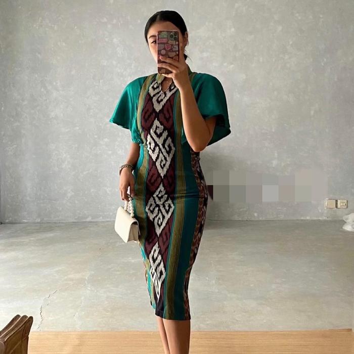 vinca dres tenun