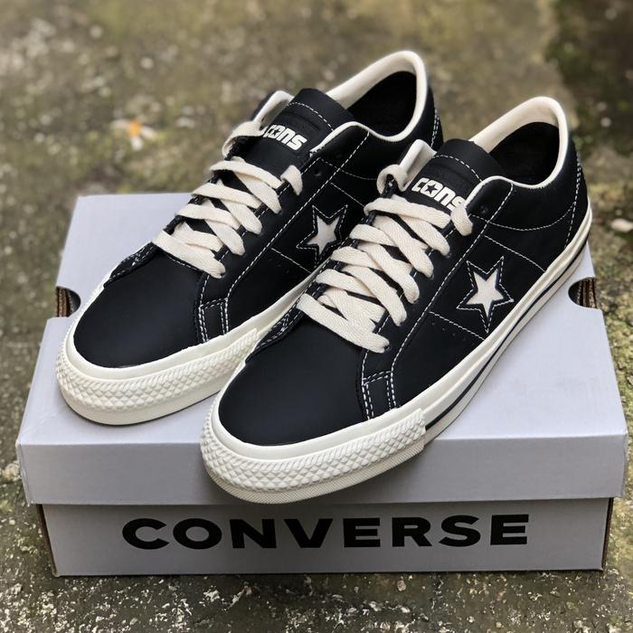 CONVERSE ONE STAR PRO LEATHER BLACK WHITE