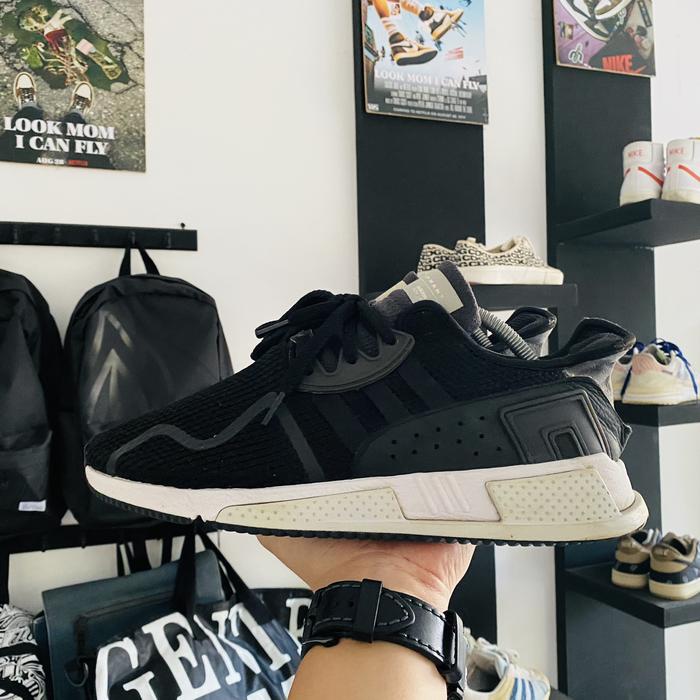 Adi*** Eqt Cushion Adv