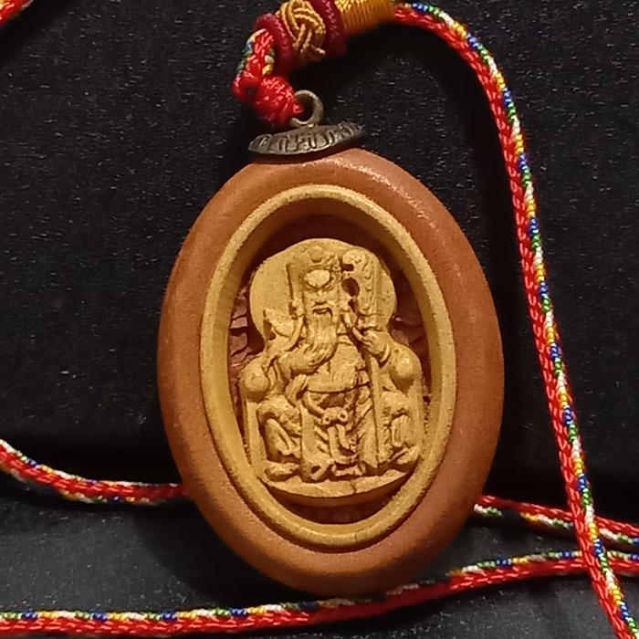 kalung kwankong kayu