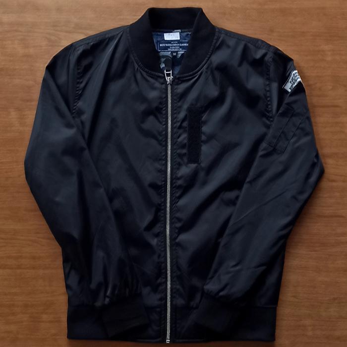 varsity blue water