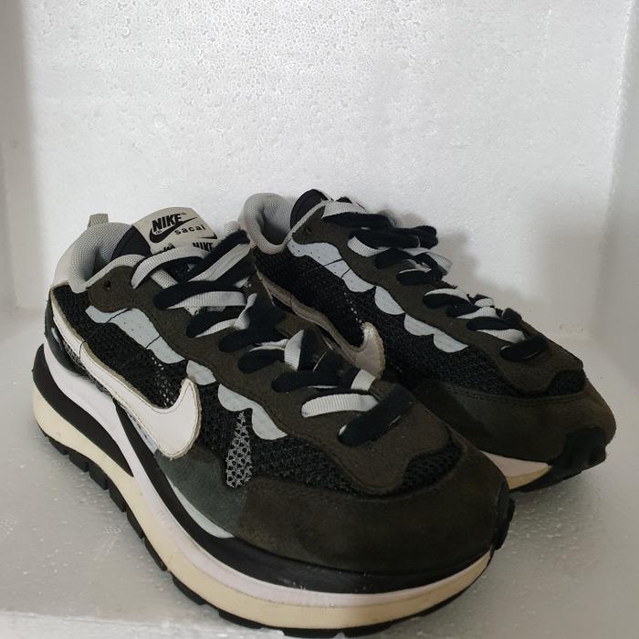 sepatu nk sacai vaporwaffle original second