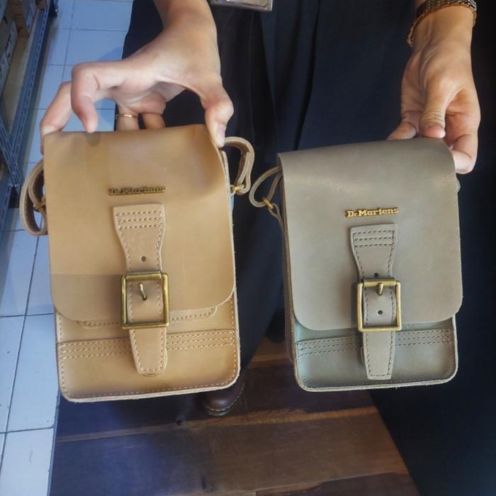SALE!! DOCMART TAS DR MARTENS REPORTER BAG OLIVE LEATHER NEW ORIGINAL
