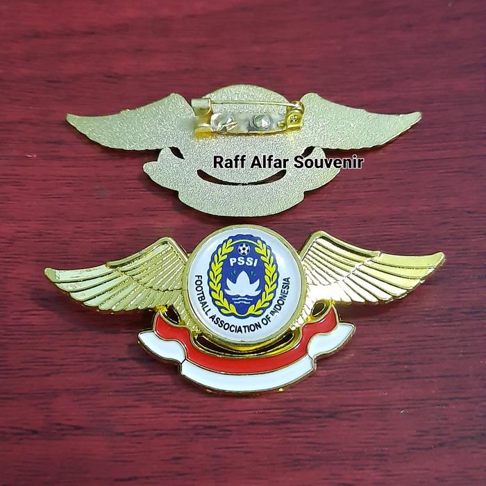 Pin pssi - lencana pssi pin