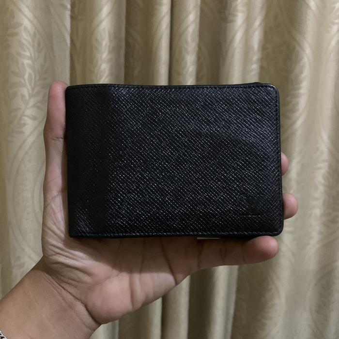 Lv louis vuitton taiga wallet