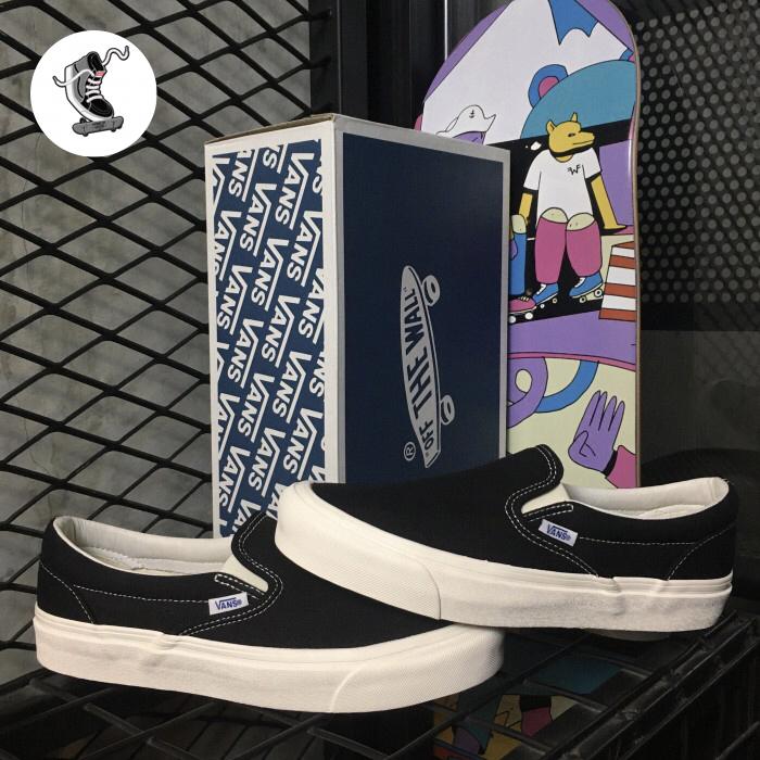Vans Vault OG Classic Slip-On LX Black / White SS'2016 Original