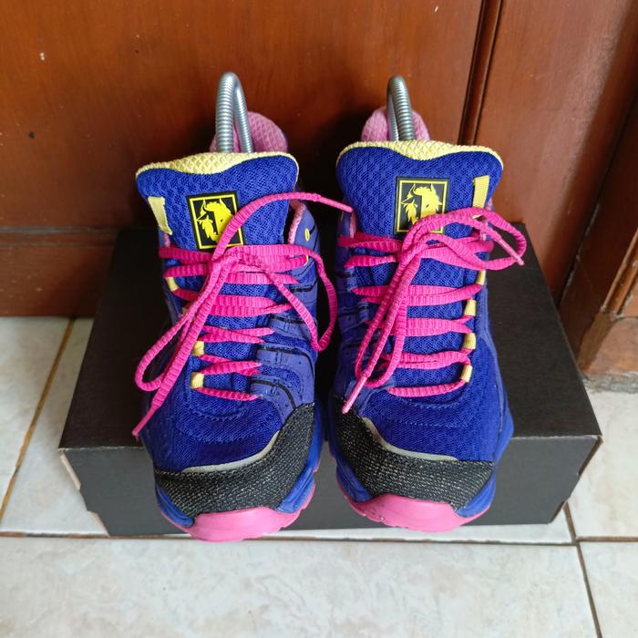 black yak goretex size 38,5 (harga nett)