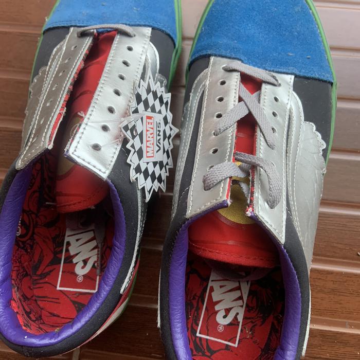Sepatu vans marvel series original size 42 nos