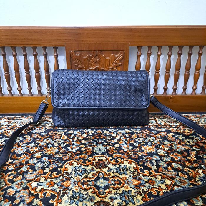 tas sling bag peridot ala bottega veneta