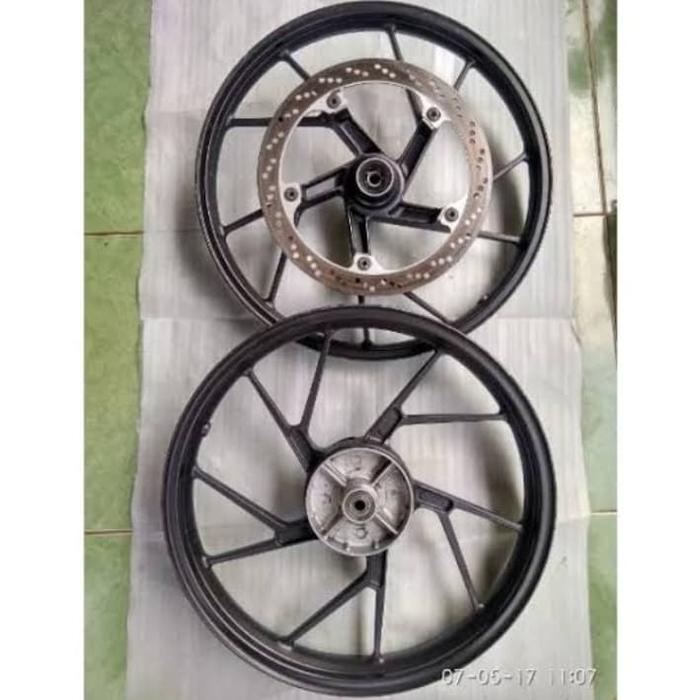 PELEK VELG SATRIA FU SEPASANG ORIGINAL