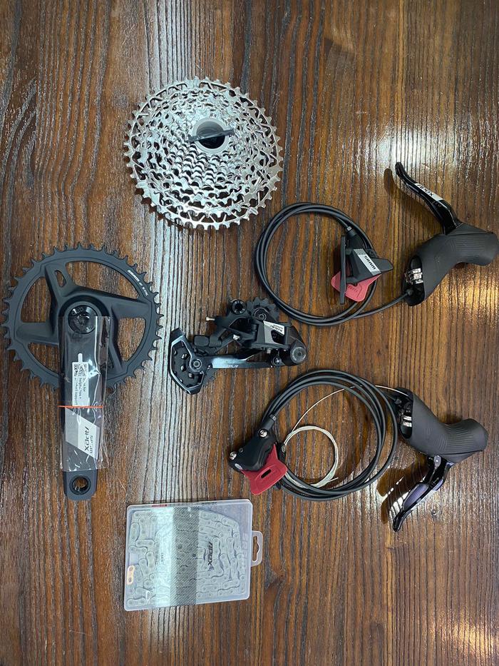 APEX XPLR GROUPSET