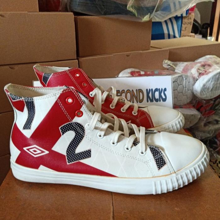 Sepatu Sneakers Umbro X CR Second - Size 40.5
