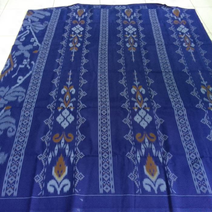 Sarung Yaqut kembang