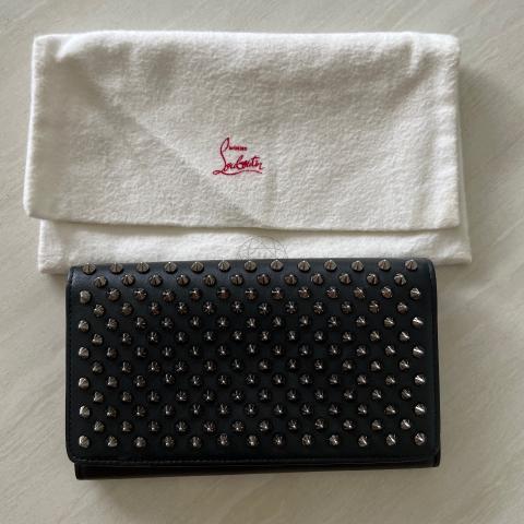Preloved christian louboutin spike wallet