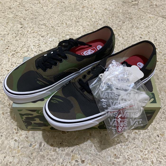 VANS BAPE - Authentic Bape First Camo - A Bathing Ape - size 39