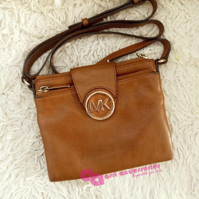 Preloved Michael Kors MK Fulton Large Zip Crossbody Sling Bag Camel