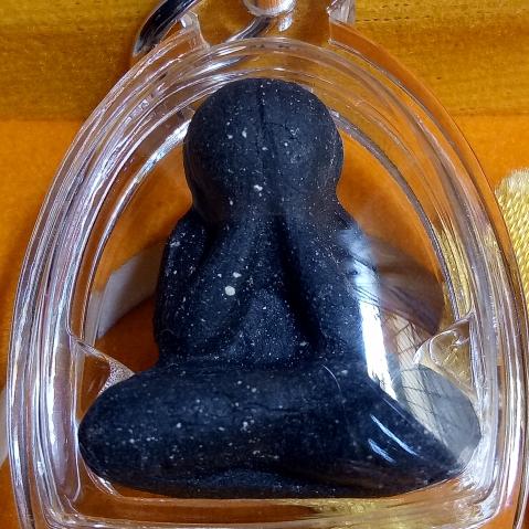 pidta maharangab ( black )