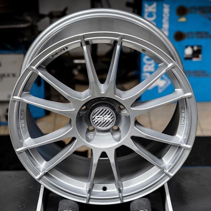 velg mobil ring 18 OZ RACING R18 Innova hrv crv terios Xpander rush