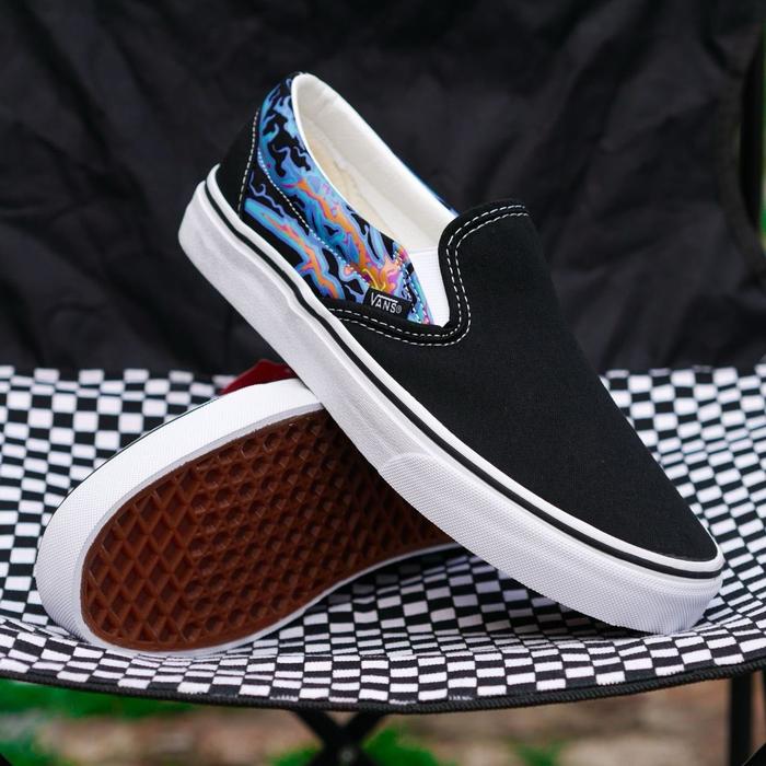 Vans Slip On Electric Flame Original BNIB 100%