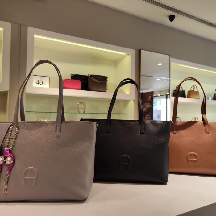 Tas Aigner original model Tote