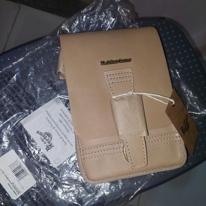 DOCMART TAS DR MARTENS REPORTER BAG CREAM BEIGE LEATHER NEW ORIGINAL