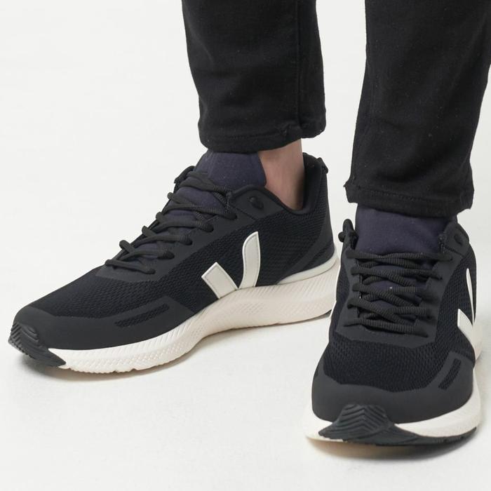 VJ Impala Low Top Sneakers Men Black Cream