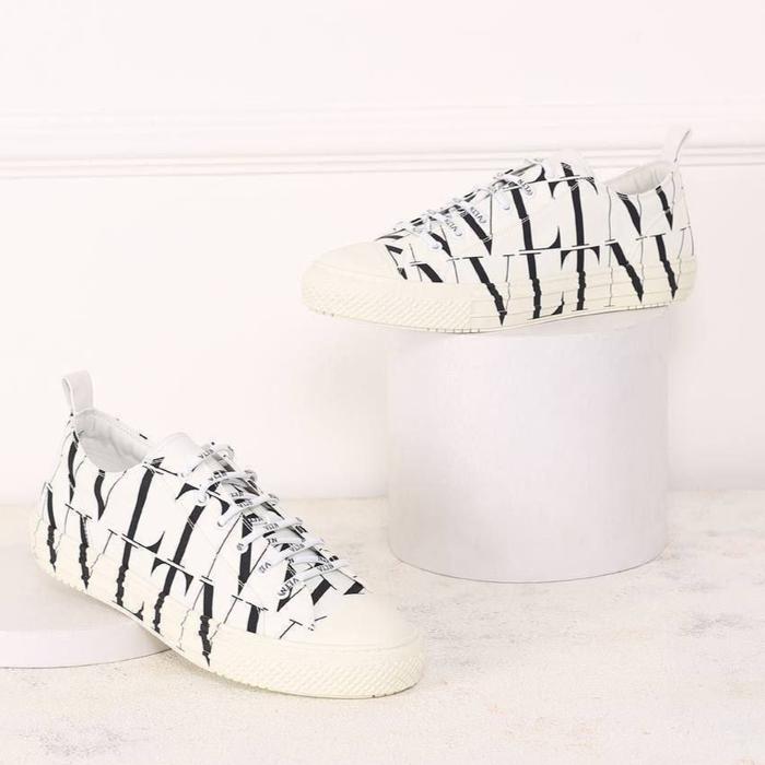 VLTN Times Giggies Low Top Fabric Sneaker White Black