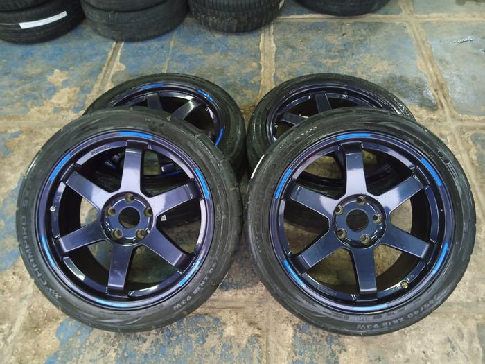 Velg bekas racing te37 ring 18 cocok hrv xpander rush innova terios