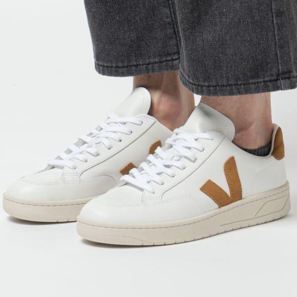 VJ V-12 Low Top Sneakers Extra White Camel Men White Camel