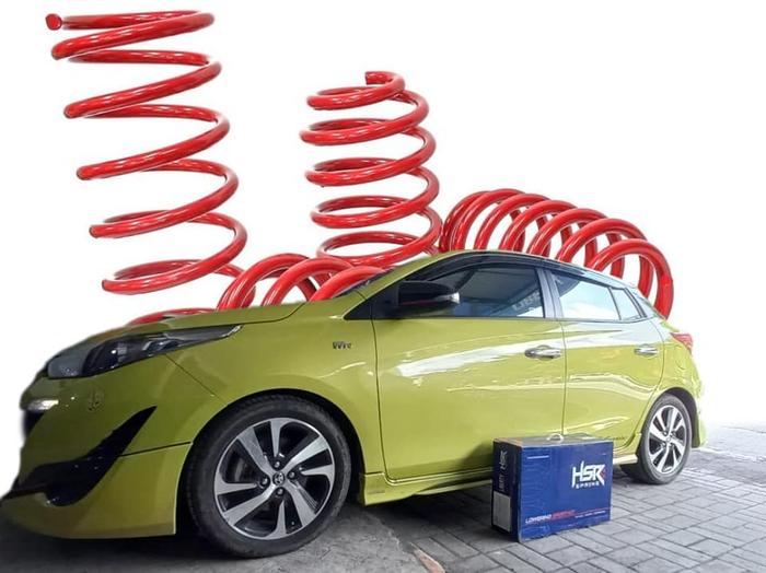 per ceper mobil yaris tipe hsr warna merah vios