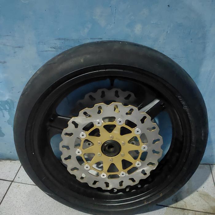 velg depan moge cb 400 super four double disc