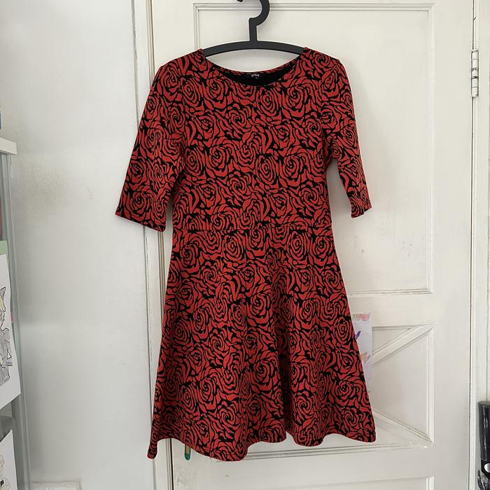 EPRISE Midi Dress Wanita - Size L Merah Motif Bunga