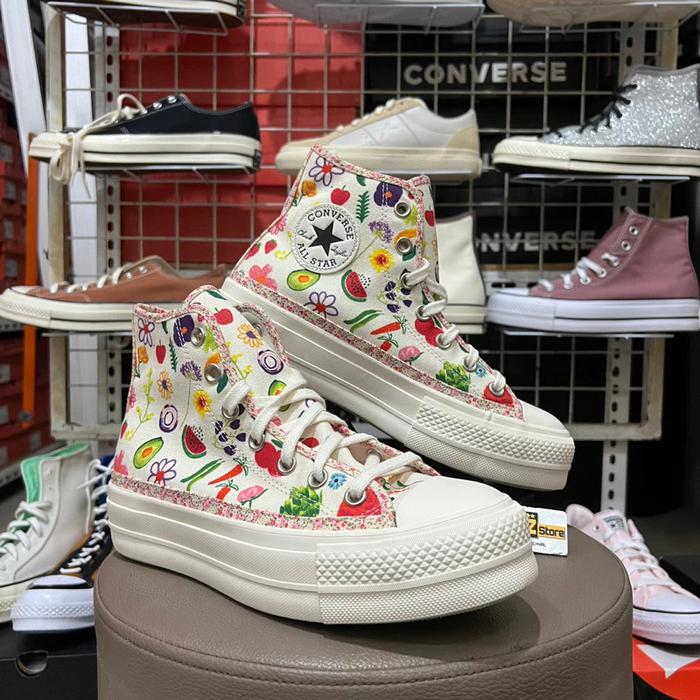 Converse CTAS Lift Platform Festival Smoothie Women's Sneakers - Egret