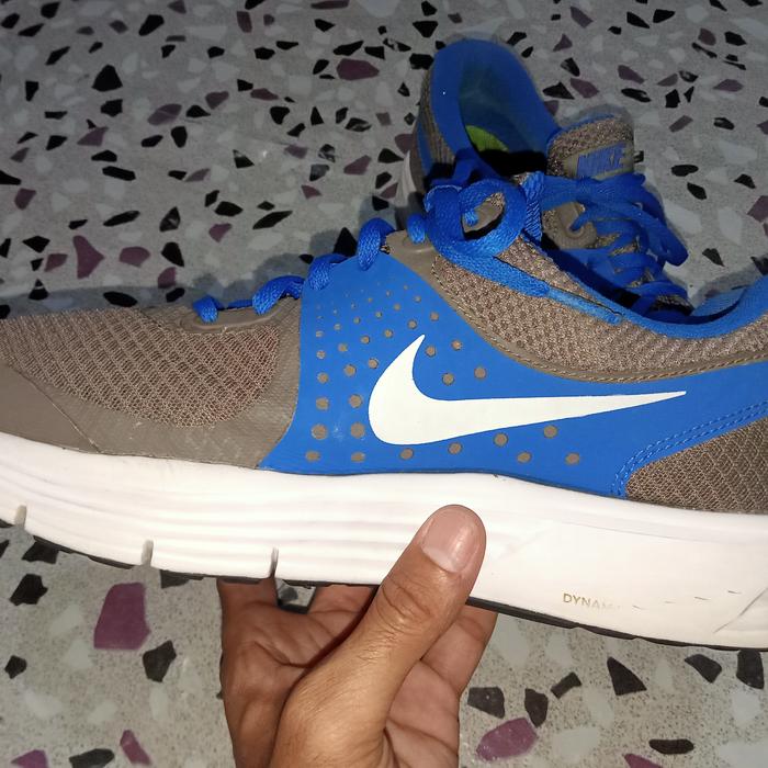 Sepatu NIKE LUNARSWIFT 4 size 40 - Made in Vietnam ( Second - Bekas )