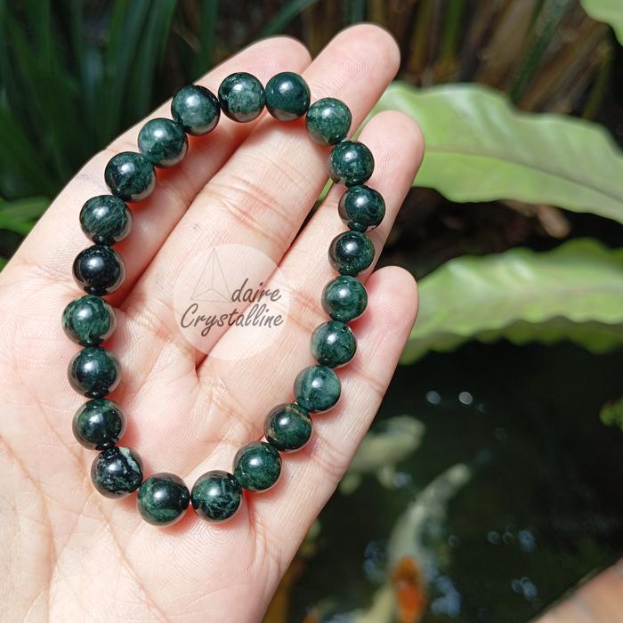 Gelang Black Jadeite Jade (Giok Hitam)