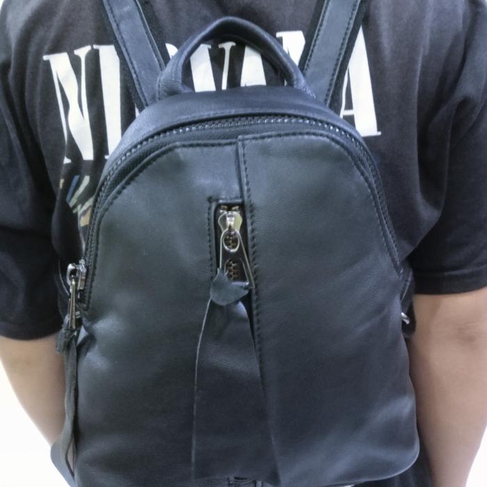 Preloved tas branded tas ransel wanita kulit asli mulus dan keren