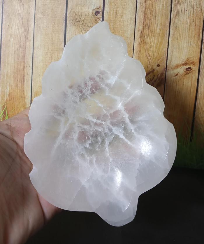 Natural Selenite Leaf Bowl 15 cm