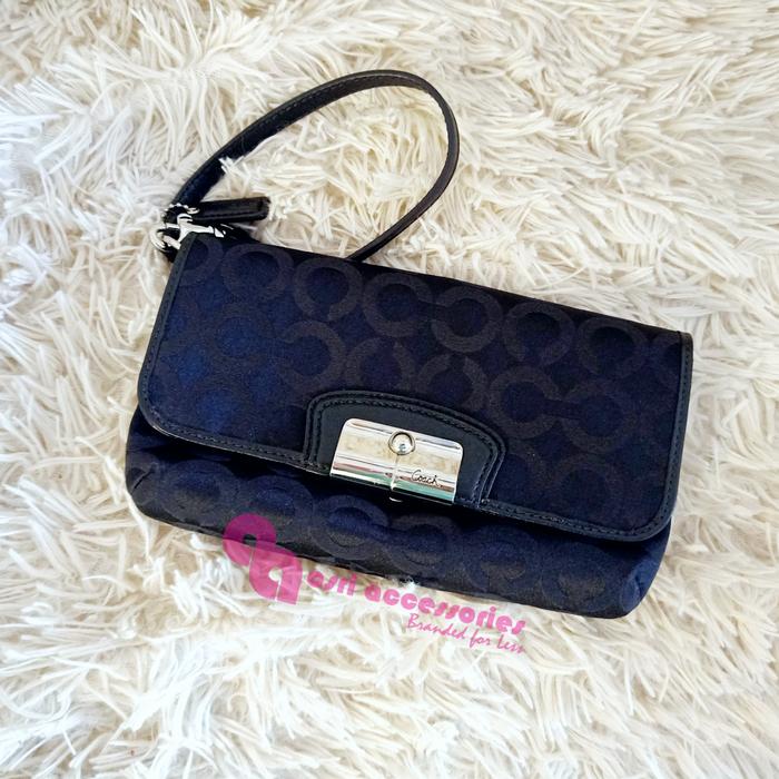 VGC Coach Kristin Op Art Signature Large Flap Wristlet Dompet
