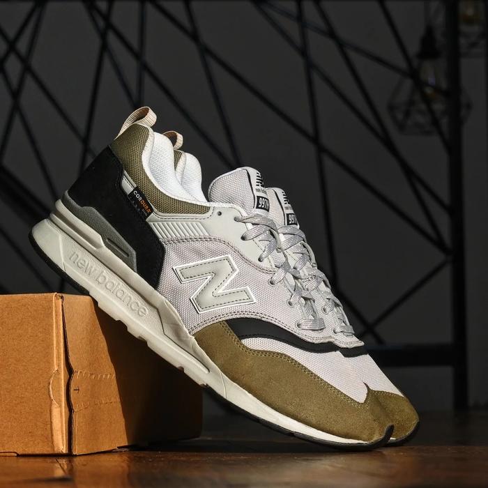 Big Size New Balance Classic CM997H Cordura Covert Green / Steel Grey