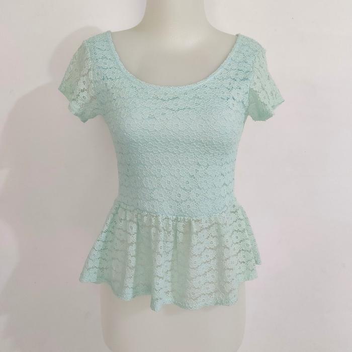 brokat Soft blue peplum lace top atasan