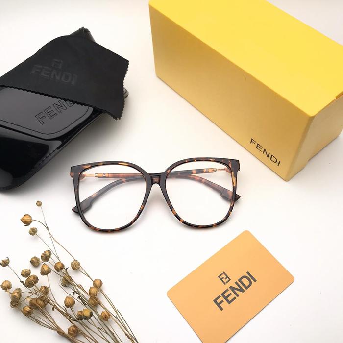 Frame kacamata Wanita terbaru frame windi lensa essilor minus