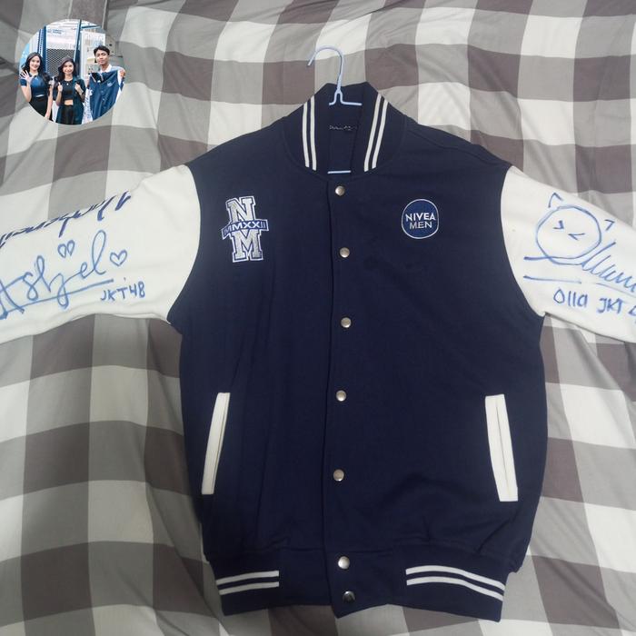 Merchandise Varsity NiveaMen TTD Ashel & Olla