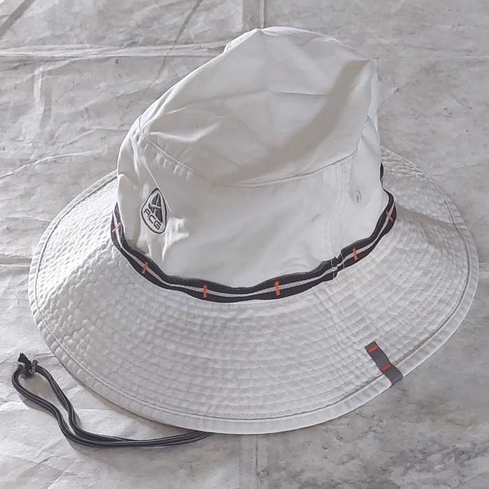 NIKE ACG BUCKET HAT ORIGINAL TOPI ALL CONDITION GEAR HIKING GUNUNG