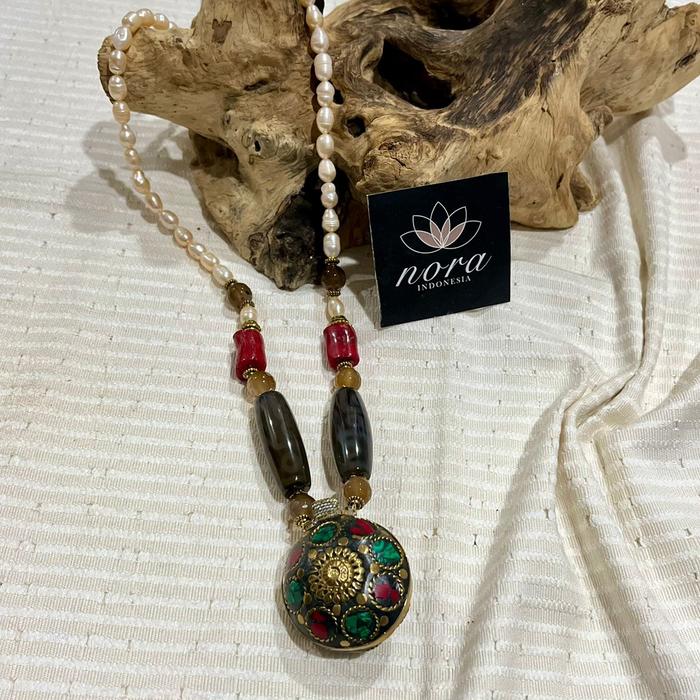 Kalung Etnik Nepal bulat mutiara air tawar