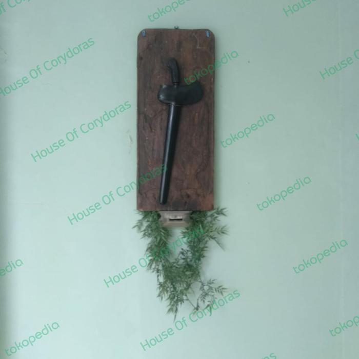 Blawong keris lawasan tema Bagong Cirebonan antik