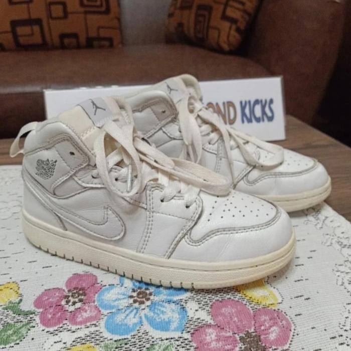 Sepatu Basket Anak Nadroj 1 Pure Platinum Second - Size 31