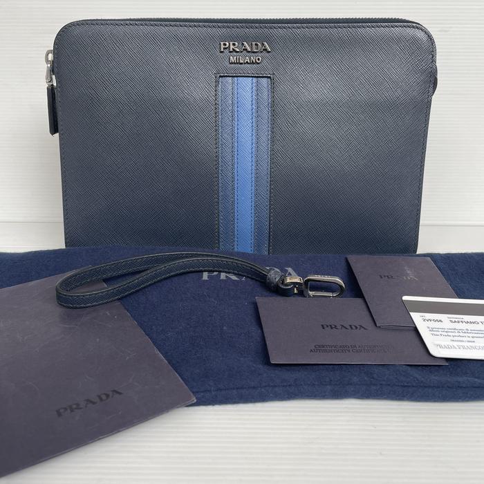 prada clutch men black blue biru hitam dengan dustbag. Kantong