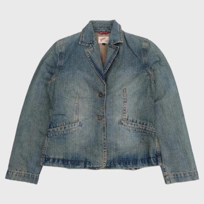 red wings shoes vintage fatigues jeans denim jacket wanita
